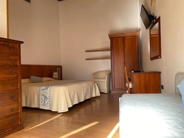 ***  Hotel Villa Canu Càbras Italien