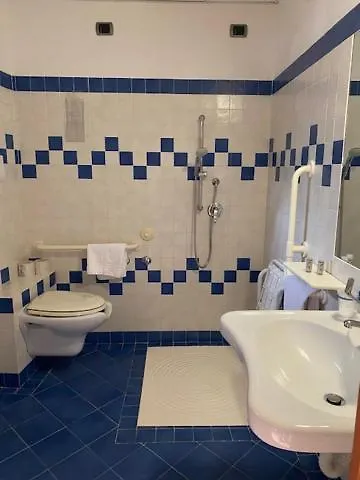 Hotel Villa Canu Càbras 3*,