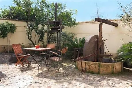 Hotel Villa Canu Cabras