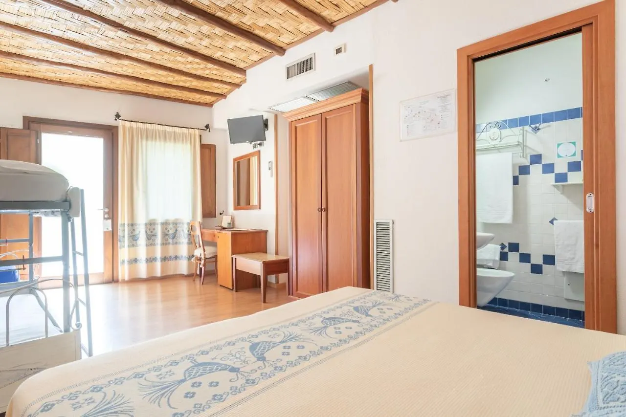 Hotel Villa Canu Càbras