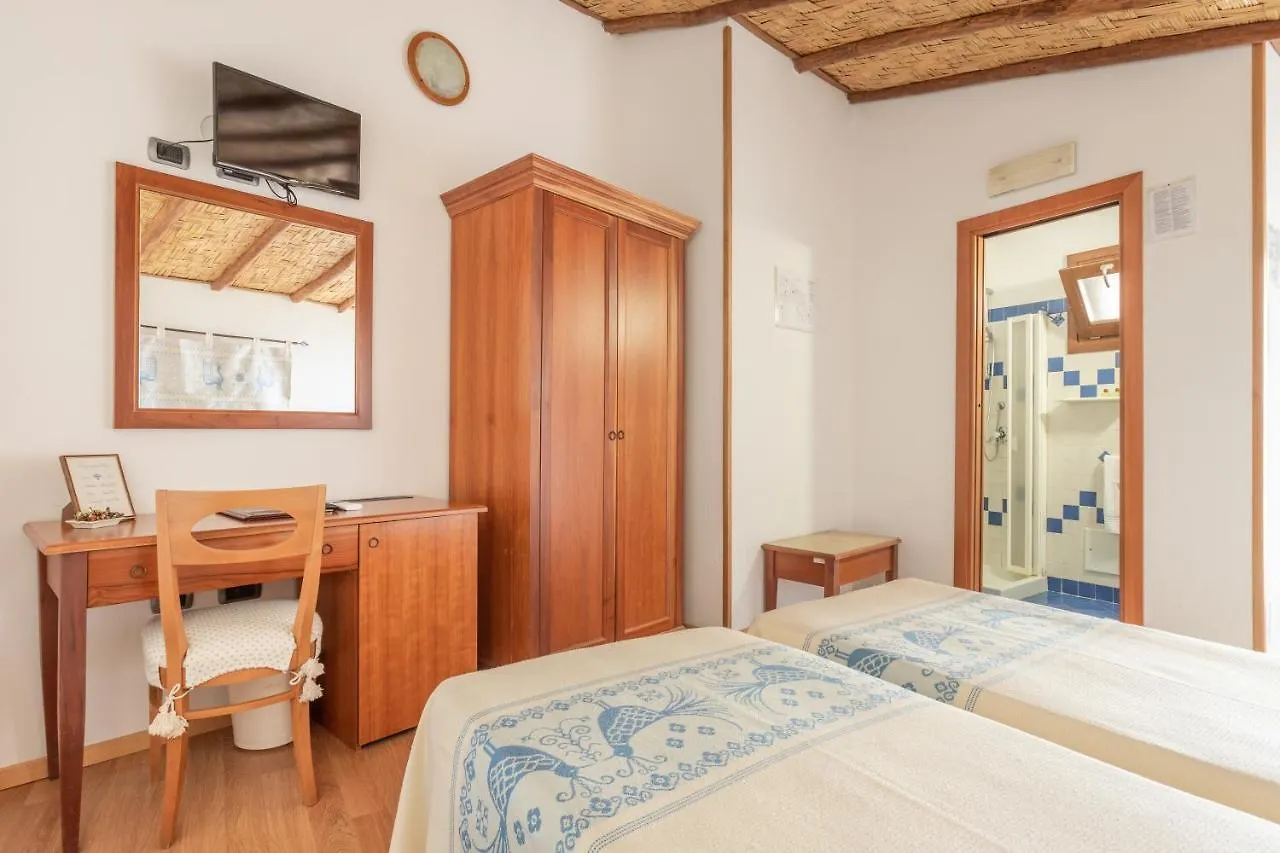Hotel Villa Canu Cabras