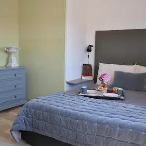 https://the-flat-via-roma-45.hotelinveneto.com
