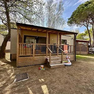 https://estivo-premium-mobile-homes-on-camping-ca-savio.hotelinveneto.com