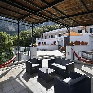 S'enis Monte Maccione Hotel
